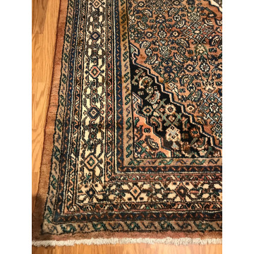 6.9 x 10 Vintage 100% Wool Hand Knotted Area Rug